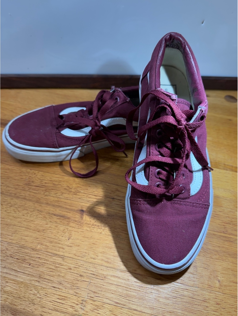 Vans Off The Wall Old Skool Low Top Skate Sneakers Unisex Maroon
